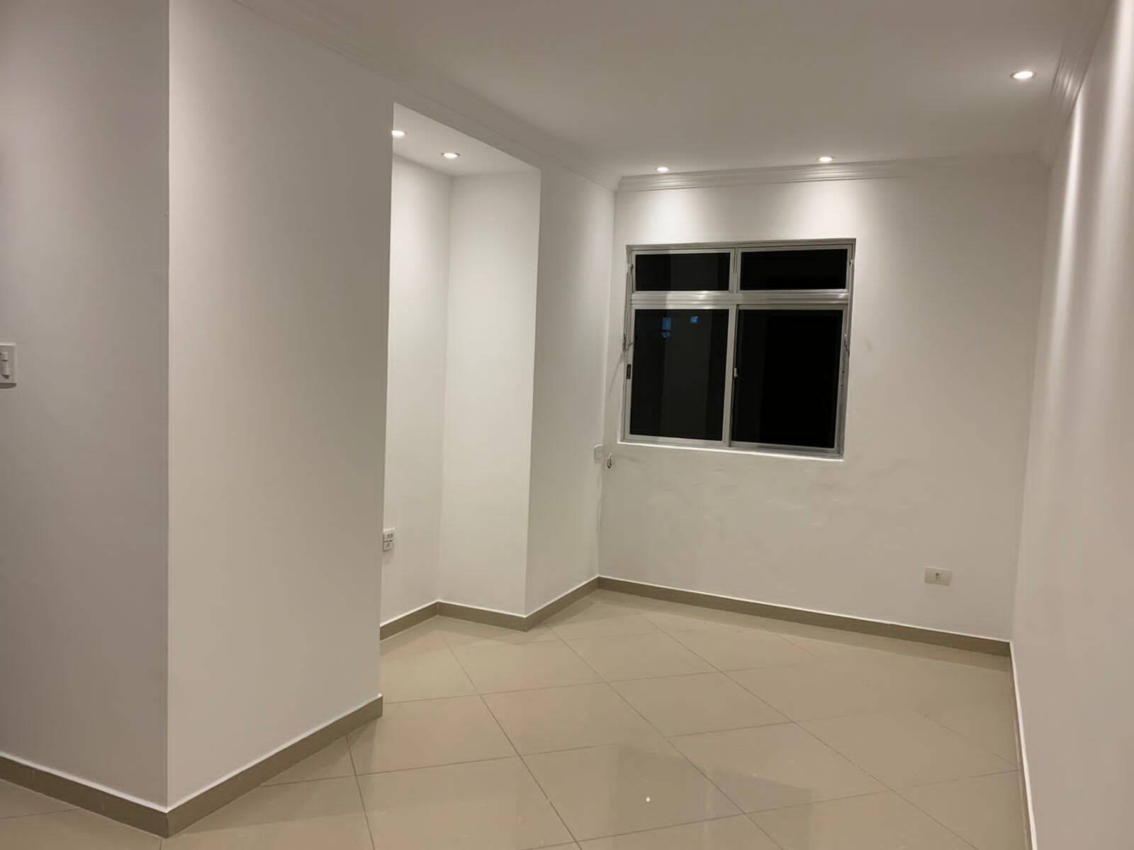 #665 - Apartamento para Venda em São Vicente - SP