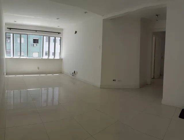 #690 - Apartamento para Venda em São Vicente - SP
