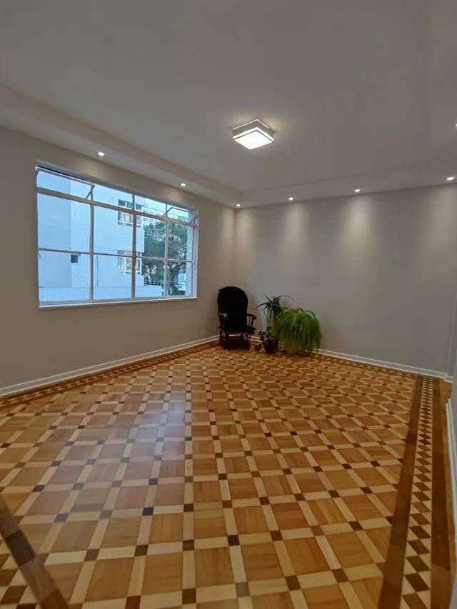 #692 - Apartamento para Venda em Santos - SP
