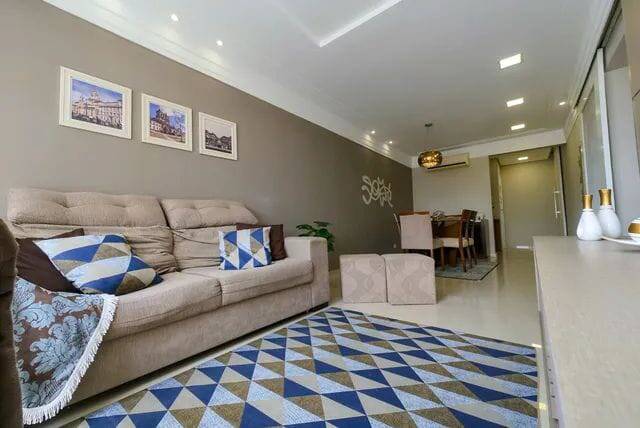 #700 - Apartamento para Venda em Santos - SP