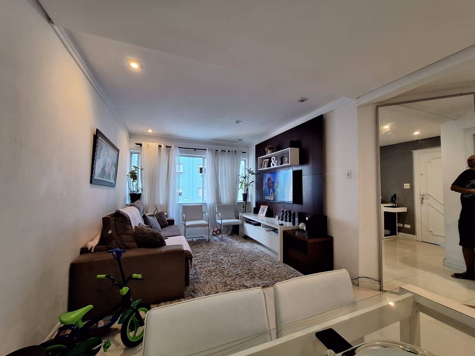 #703 - Apartamento para Venda em São Vicente - SP