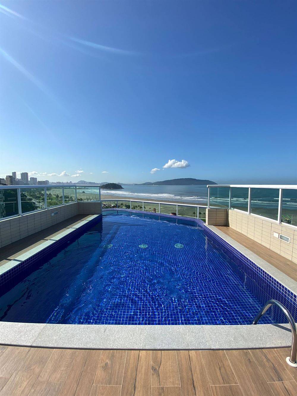 #716 - Apartamento para Venda em São Vicente - SP