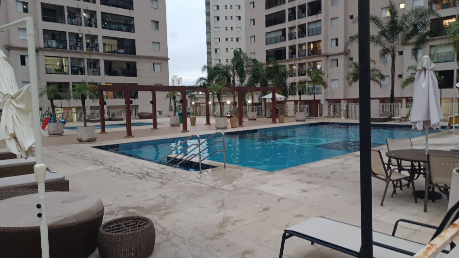 #757 - Apartamento para Venda em Santos - SP