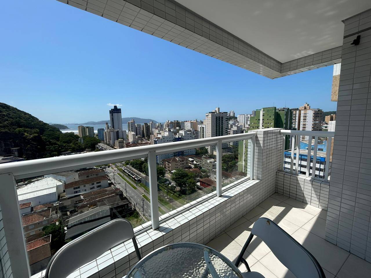 #767 - Apartamento para Venda em São Vicente - SP