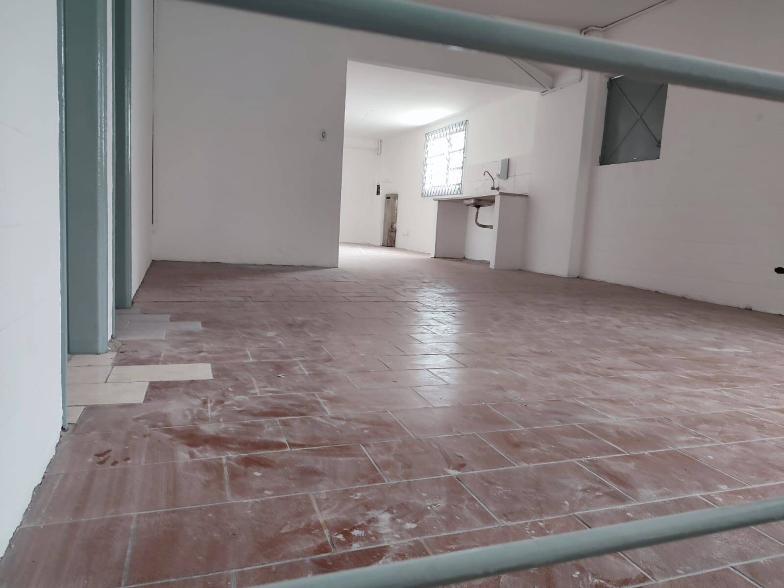 #851 - Sala para Venda em Santos - SP