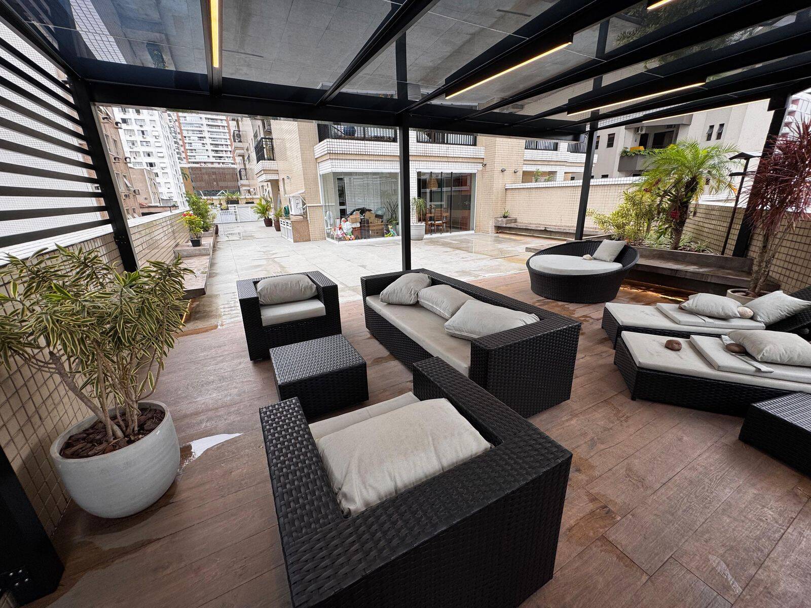 #855 - Apartamento para Venda em Santos - SP