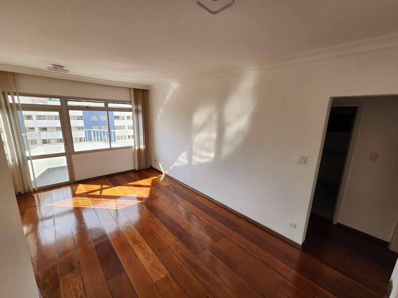 #863 - Apartamento para Venda em Santos - SP