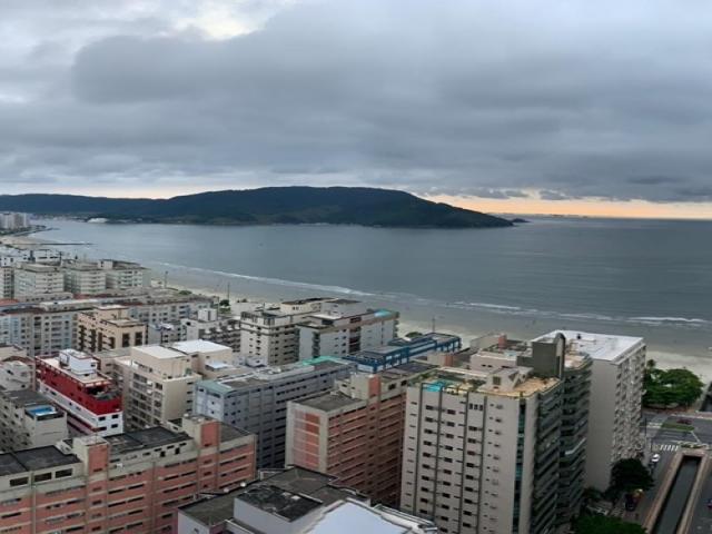 #198 - Apartamento para Venda em Santos - SP