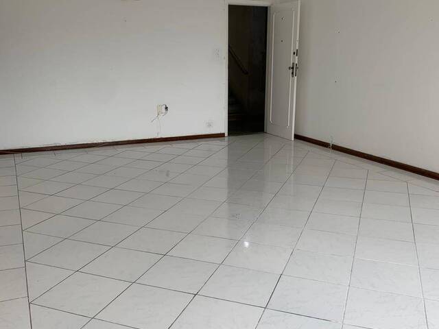 #441 - Apartamento para Venda em Santos - SP
