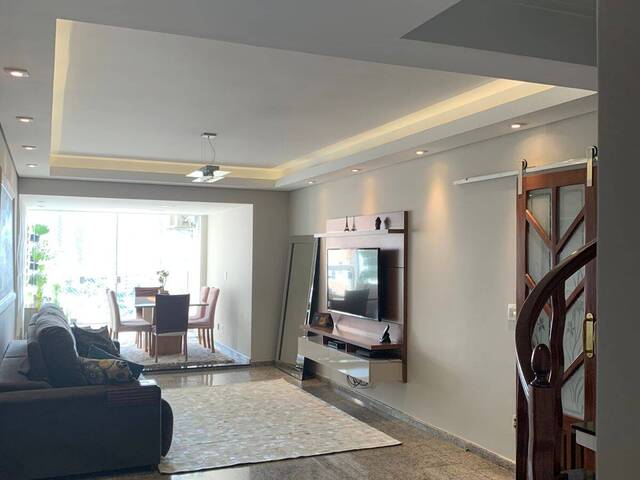 #621 - Apartamento para Venda em Santos - SP