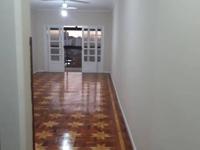 #656 - Apartamento para Venda em Santos - SP