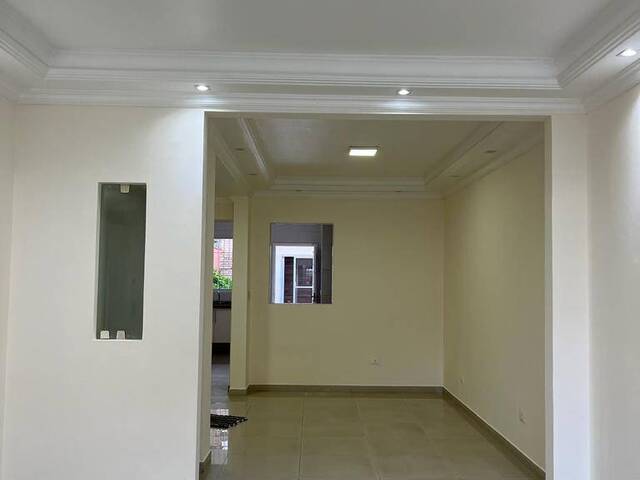 Casa para Venda em São Vicente - 4