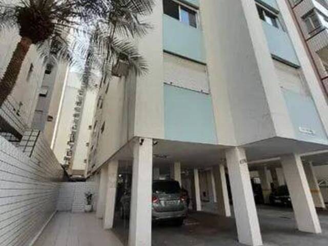 #699 - Apartamento para Venda em Santos - SP