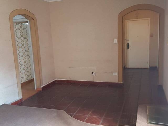 #723 - Apartamento para Venda em Santos - SP