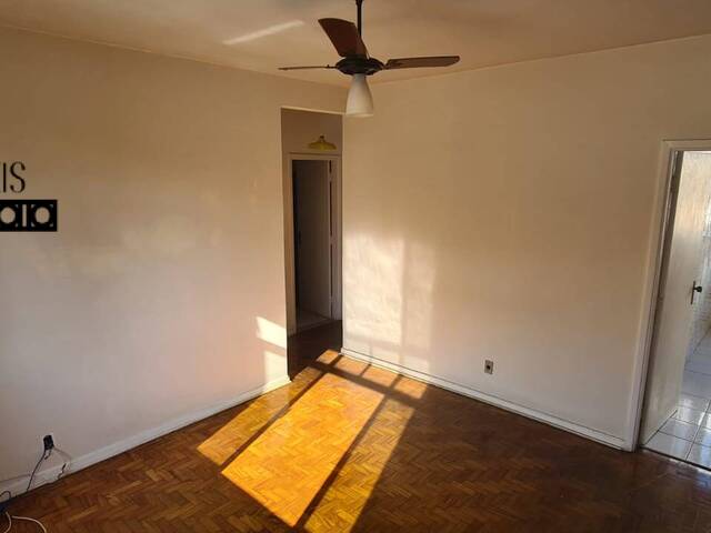 #729 - Apartamento para Venda em Santos - SP