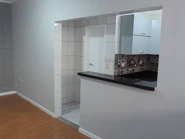 #745 - Apartamento para Venda em Santos - SP