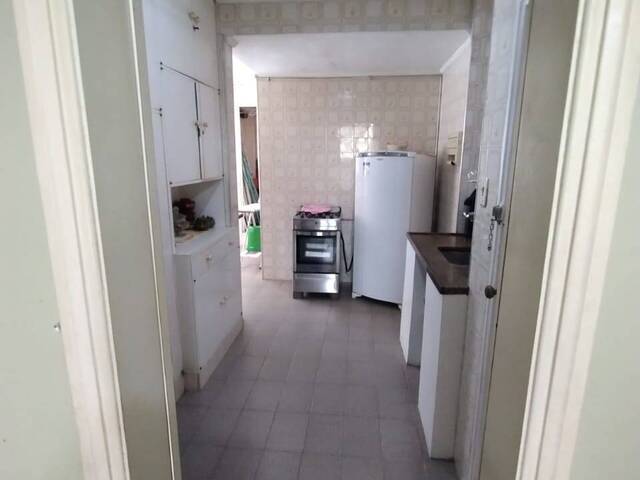 Apartamento para Venda em Santos - 4