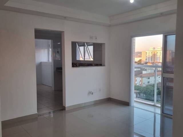 #751 - Apartamento para Venda em Santos - SP