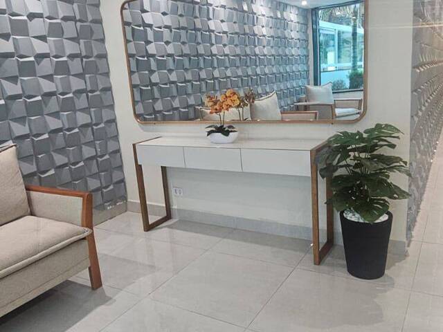 #580 - Apartamento para Venda em Santos - SP