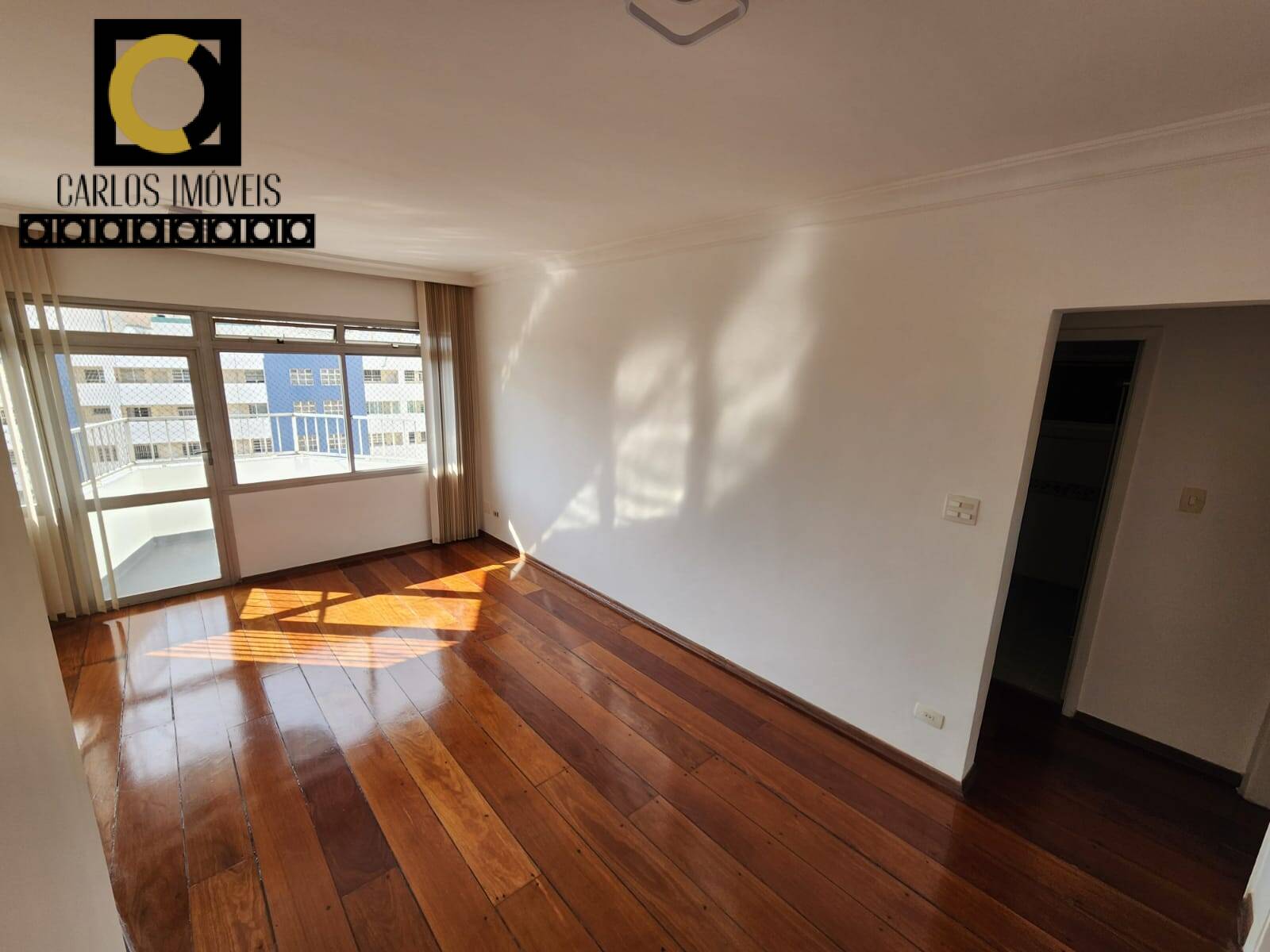 Apartamento à venda com 2 quartos, 84m² - Foto 1
