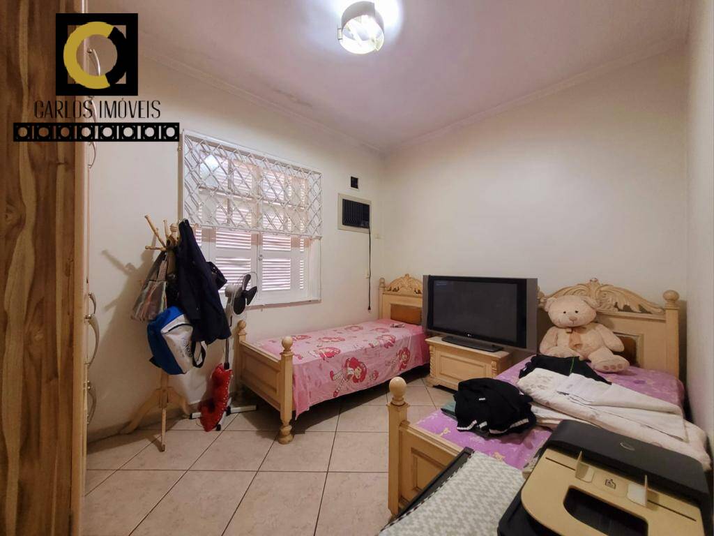 Casa, 3 quartos, 240 m² - Foto 11