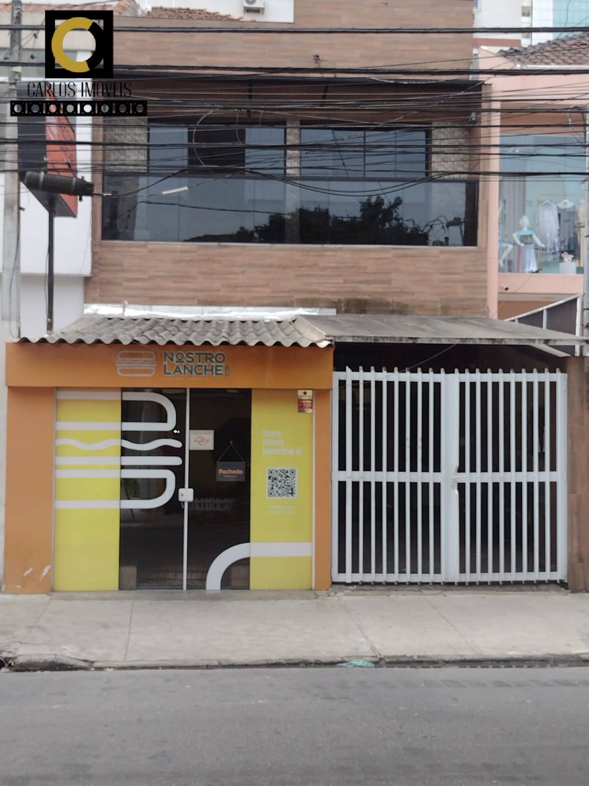 Casa, 3 quartos, 242 m² - Foto 1